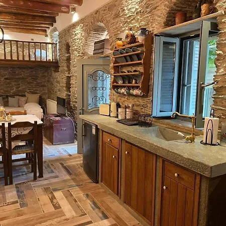 Little Switzerland Arni (Andros)